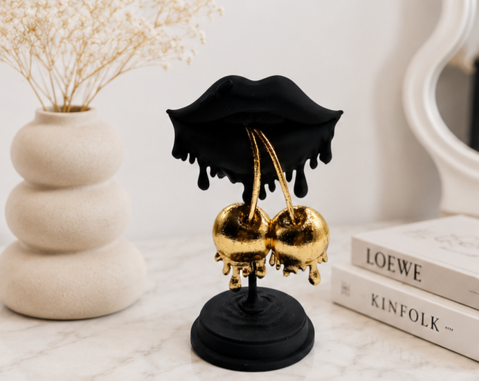 Luxury Layerzz – Cherry Lips | Black & Champagne Gold - Sculptuur - eyecatcher - cadeau