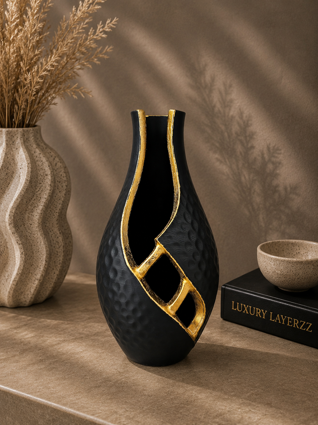 Luxury Layerzz – Golden Rift Vase -Gold & Rose Gold Accent - decoratie